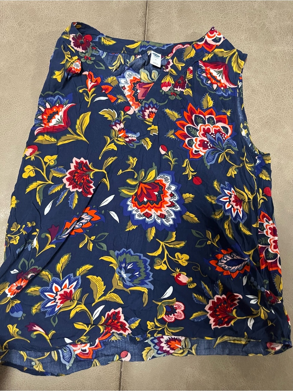 Old navy Sleeveless Navy Floral V-Neck Top medium